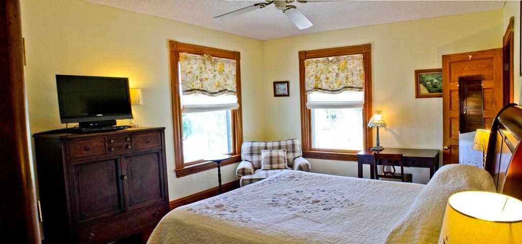 Night Swan Intracoastal Bed & Breakfast New Smyrna Beach Dış mekan fotoğraf