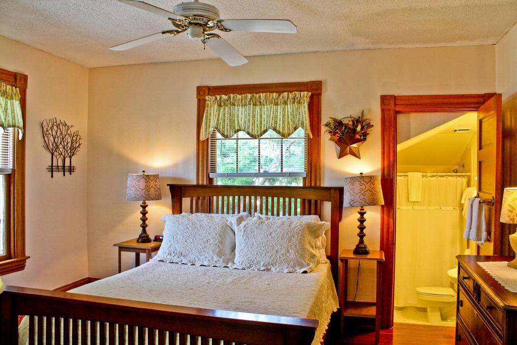 Night Swan Intracoastal Bed & Breakfast New Smyrna Beach Dış mekan fotoğraf