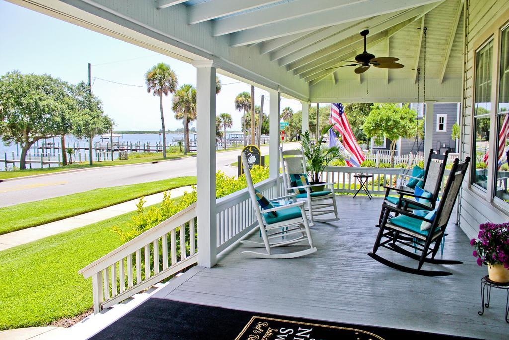 Night Swan Intracoastal Bed & Breakfast New Smyrna Beach Dış mekan fotoğraf
