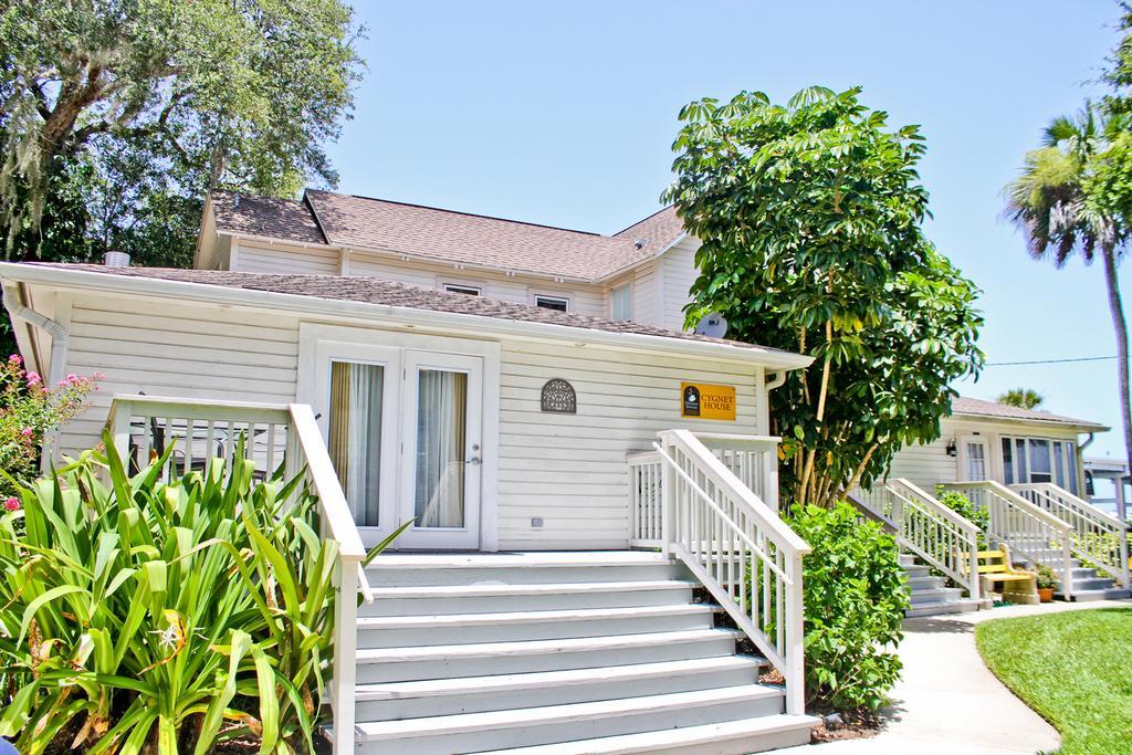Night Swan Intracoastal Bed & Breakfast New Smyrna Beach Dış mekan fotoğraf