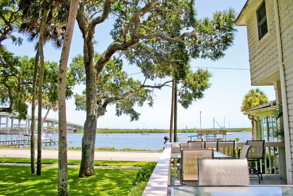 Night Swan Intracoastal Bed & Breakfast New Smyrna Beach Dış mekan fotoğraf
