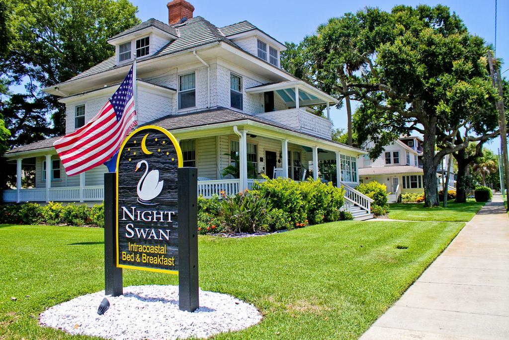 Night Swan Intracoastal Bed & Breakfast New Smyrna Beach Dış mekan fotoğraf